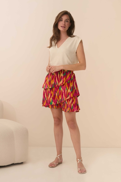Lofty Manner top noni